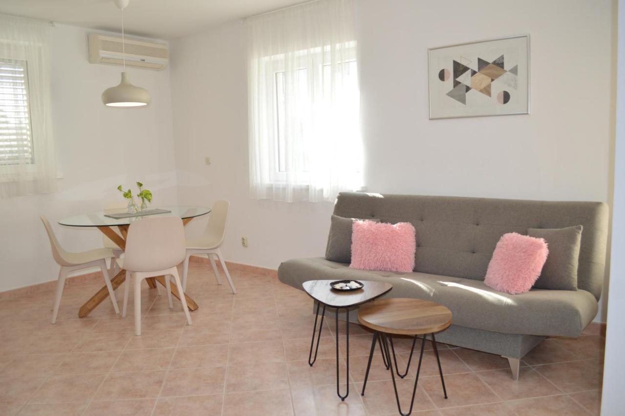 זאדאר Apartmani Milin מראה חיצוני תמונה