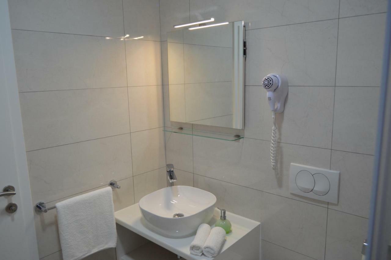 זאדאר Apartmani Milin מראה חיצוני תמונה